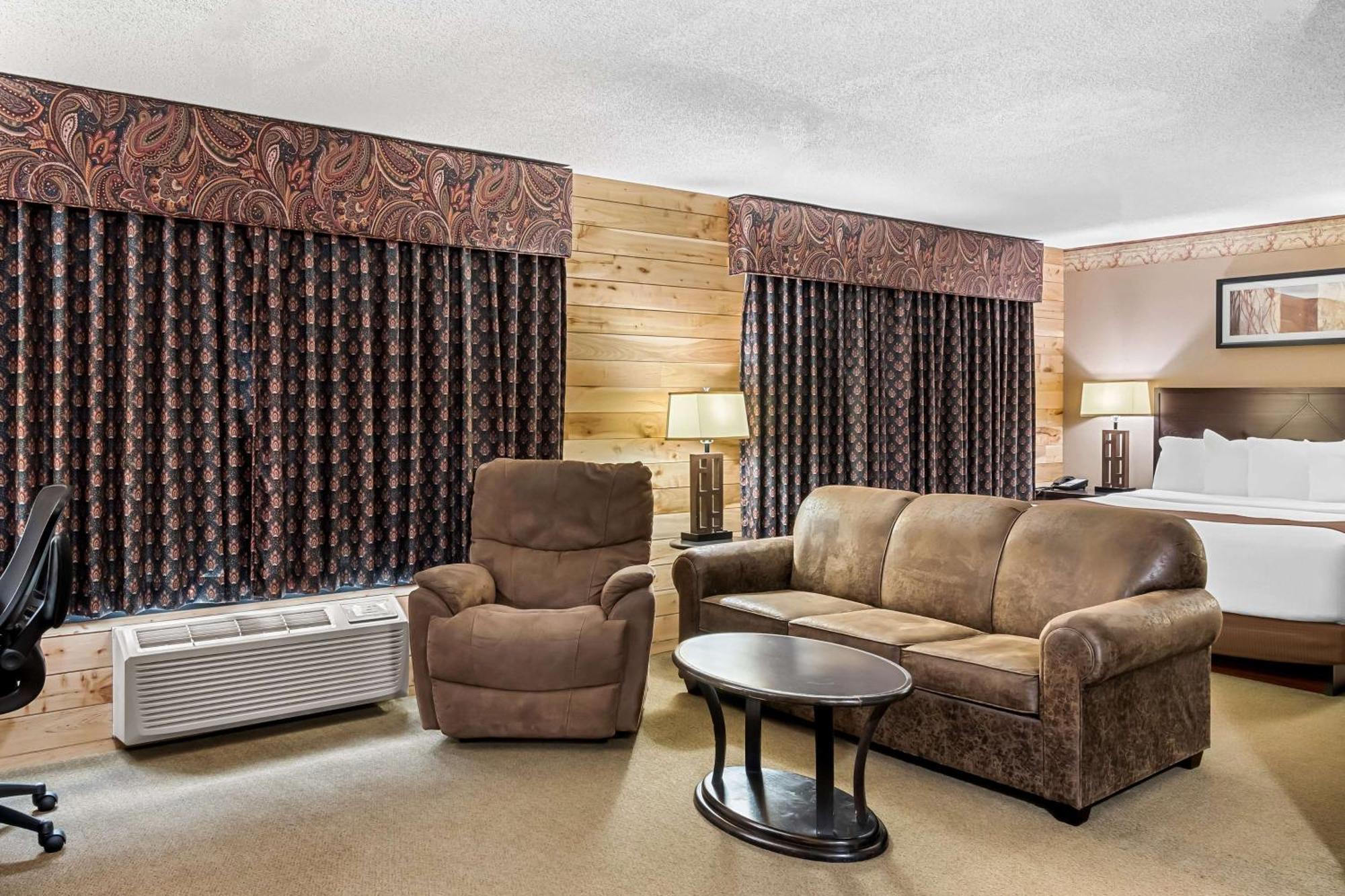 Heartland Inn & Suites, Surestay Collection By Best Western Park Rapids Exterior photo