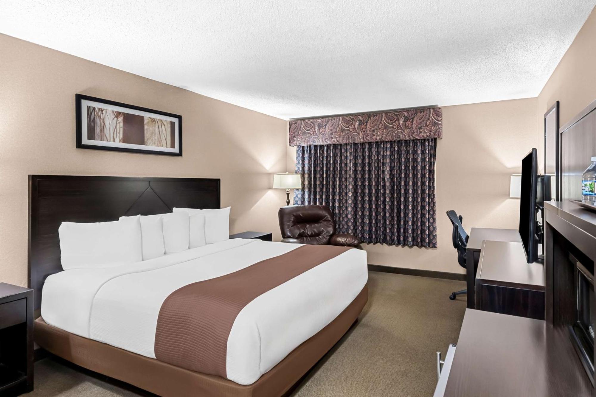 Heartland Inn & Suites, Surestay Collection By Best Western Park Rapids Exterior photo