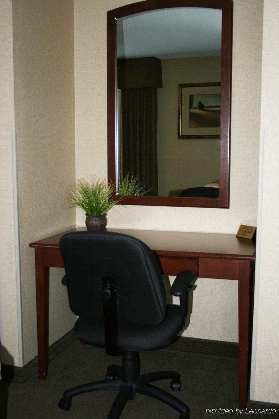 Heartland Inn & Suites, Surestay Collection By Best Western Park Rapids Exterior photo