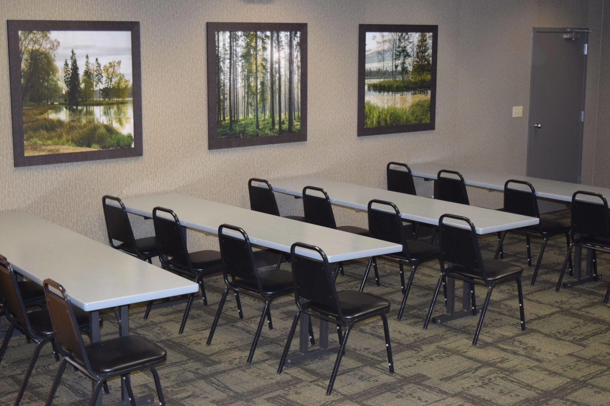 Heartland Inn & Suites, Surestay Collection By Best Western Park Rapids Exterior photo